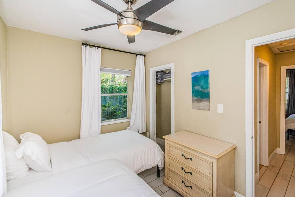 Villa Beautiful Pool House In Old Seminole Heights! à Tampa Extérieur photo