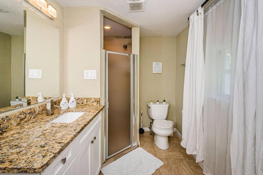 Villa Beautiful Pool House In Old Seminole Heights! à Tampa Extérieur photo